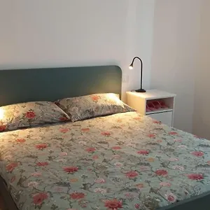 https://casa-prospettiva-verde-tra-natura-e-citta.italymilanhotels.net